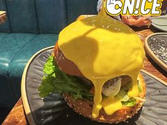 -Let'sBURGERplus·非常创意汉堡(三里屯店)