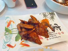脆皮乳鸽-乾隆美食·本帮菜(黄河路店)