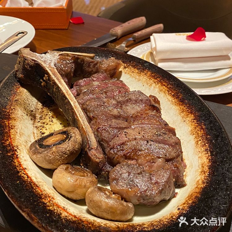 在深圳，和女朋友约会两次的西餐厅！