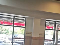 -钱大妈海鲜饭店(保利林语店)