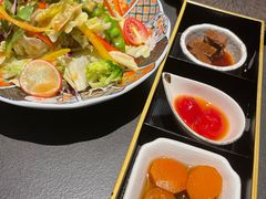 -铭牛烧肉·和牛海鲜自助(高新月牙湖店)