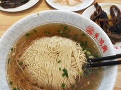 虾仁爆鳝面-朱鸿兴面馆(镇湖店)