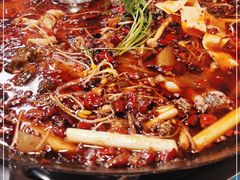 -鸿顺老铁锅美蛙鱼府(解放碑店)