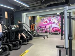 -超鹿运动(五四路恒力城店)