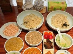 -裕兴记•蟹黄面馆(人民广场店)