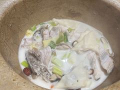 -滇香肴·云南菜蒸汽石锅鱼(云南北路店)