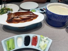 北平酥香烤鸭-北平食府·北京烤鸭(北京西站六里桥店)