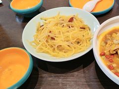 -川流不息·地道川菜·小龙虾(松东路店)