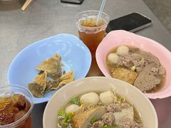 -榮泰米粉湯(Left Shop)