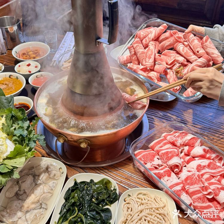 刷新了认知……这竟然是哈尔滨的火锅店！