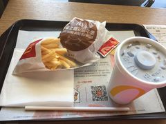 -麦当劳(新王府井店)