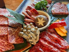 -炼火烤肉店
