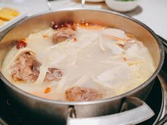 -三人行骨头王火锅(长寿店)