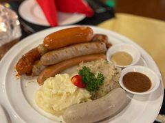 德式香肠拼盘-申德勒加油站西餐厅Schindlers Tankstelle(上海外滩店)