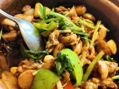 -八府香鸭·啫啫煲(华山路店)