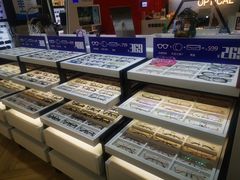 -沫芮眼镜·蔡司·依视路·尼康明月(环创店)