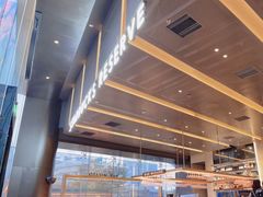 -星巴克臻选(上海合生汇1F店)