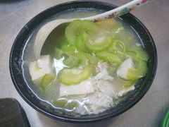 -明记烧鱼美味店
