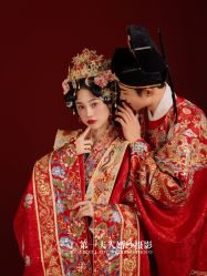 -第一夫人婚纱摄影(南京店)