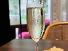 -Osteria Garden 生蚝花园餐厅(原进贤路店)