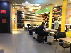 -麦当劳(海岸城店)