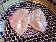 牛腿儿（牡蛎肉）熟成的酱紫-九畋町和牛黑牛烤肉料理(三里屯3·3大厦店)