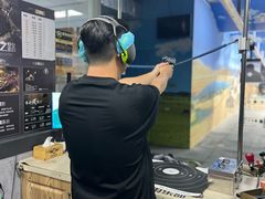 -都市枪神实弹射击俱乐部