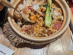-煲仔皇腊味煲仔饭(经四万达店)
