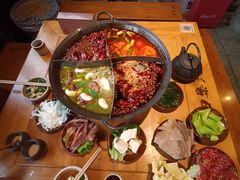 -白乐天毛肚火锅馆(南滨路店)