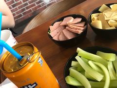 -炉小二铜锅牛蛙•川湘菜(三里屯店)