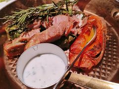 岩盐裹烤带骨羊羔肉-Solo(衡山路店)
