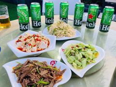 -德仕美食花园(栾川县凤凰天街店)