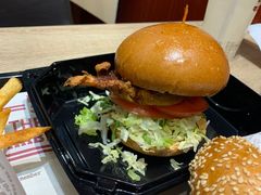 -The Habit Burger Grill 哈比特汉堡(爱琴海店)