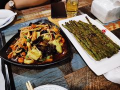 -范老二肉串饺子馆(中街店)