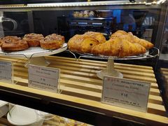 黄油牛角-Palette·花籁咖啡烘焙