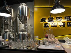 -HUZI虎滋精酿餐吧(京西大悦城店)