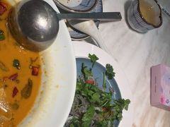 -周渝食惦·酸菜鱼精致川菜(横岗店)