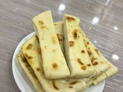 白饼子-老杜家羊杂碎店(双拥西路店)