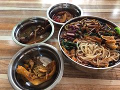 -叶梓美食店