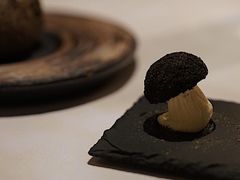 -三嚥阁 La Villa Restaurant