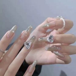 -IDO美甲美睫