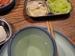 -明洞阿姨·韩式酱蟹烤肉·创意料理(三元桥店)