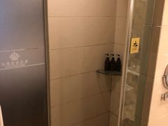 -无锡鼎尚皇冠酒店