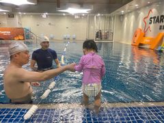 -蓝旗亲子游泳(范湖万达广场店)