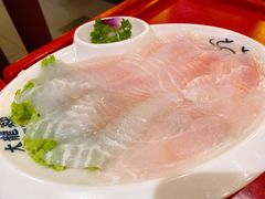 鱼片-DaLongYi Hotpot - 大龙燚火锅 - 地道四川老火锅