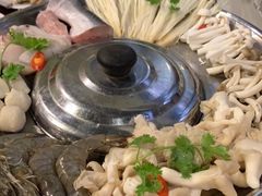 -Thai Market Restaurant( 04 Tran Quoc Toan)