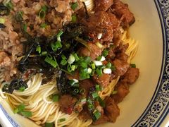 辣肉浇头-沪西老弄堂面馆(定西路店)