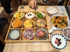 -轻蔬不用等·素食(江苏路店)