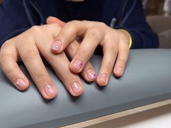 -UGIRL有个美甲