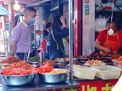 自助取餐区-南门口湘军剁辣椒老店(老长沙第一品牌店)